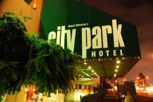 City Park Hotel Melbourne City Exterior foto